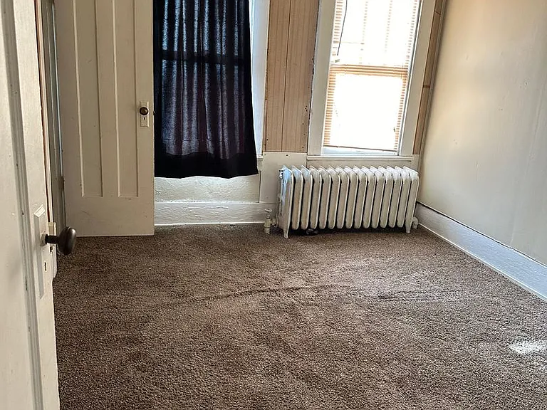 714 N 15th St — Photo 5
