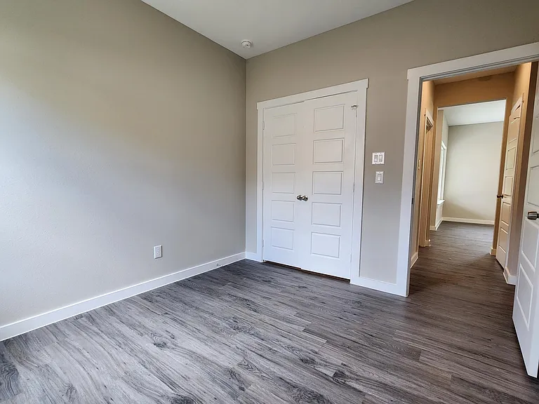 201 Anderson St — Photo 18