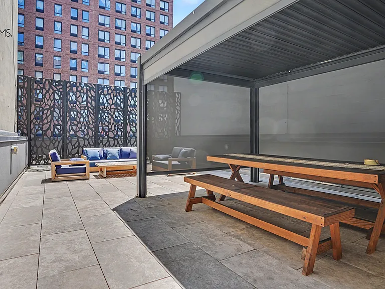 554 4th Ave #3E — Photo 22