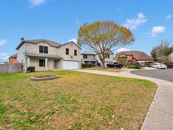 3rd image of 3321 Fresno Pl
