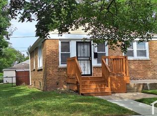 10054 S Hoxie Ave, Chicago, IL 60617