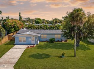 818 Hampton Way N, Merritt Island, FL 32953