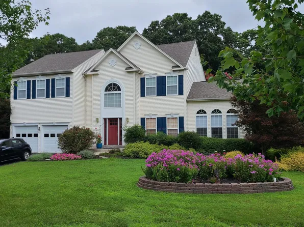 7460 Mayflower Ct, Saint Leonard, MD 20685