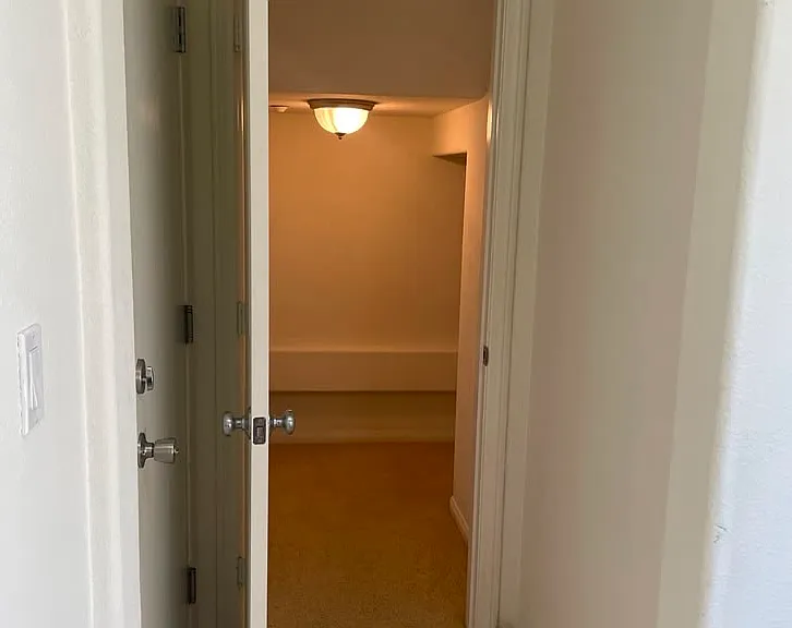730 Paradise Way — Photo 2