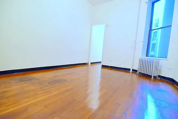 Rented by Manhattan Spaces | media 16