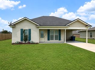 945 Lillian Michel Dr, Breaux Bridge, LA 70517