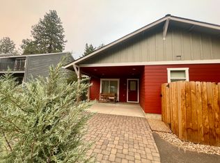 1302 NW Knoxville Blvd #4A, Bend, OR 97703