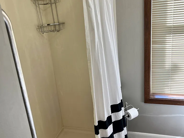 1021 Cleveland Ave — Photo 16
