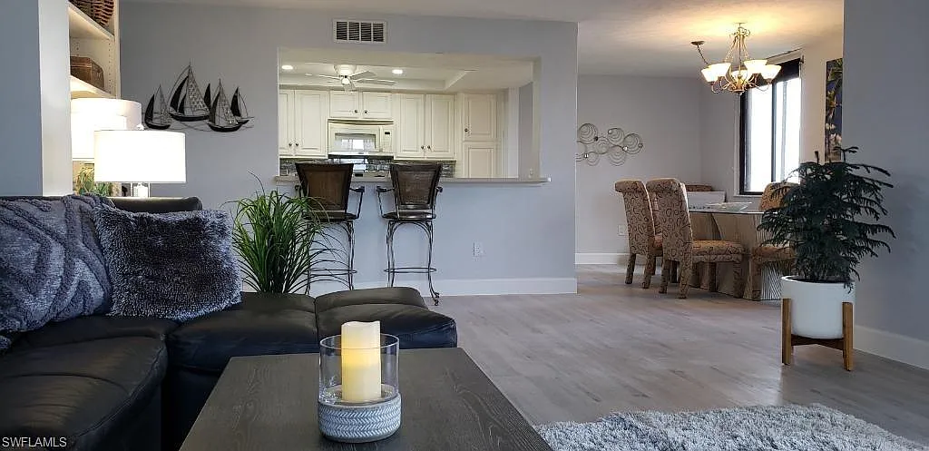 2 bed, 2.0 bath, 1525 sqft, $10,000 — Photo 4