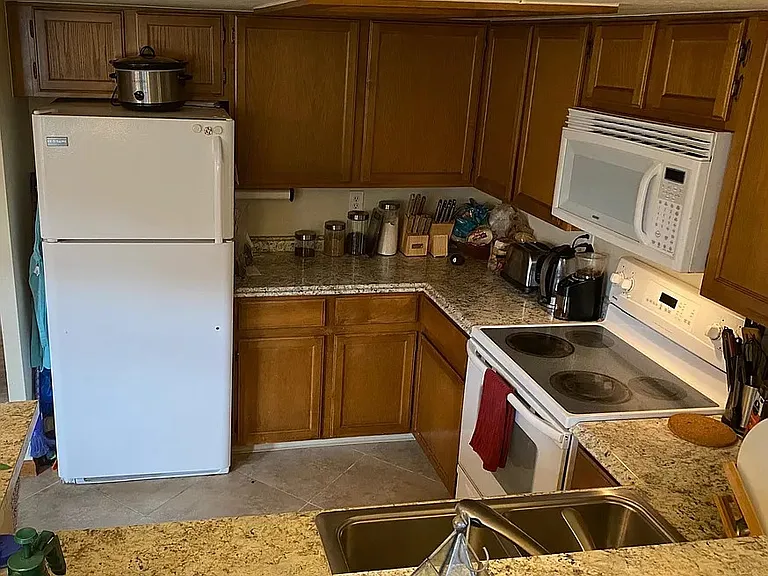 5902 Gunbarrel Ave #E — Photo 6