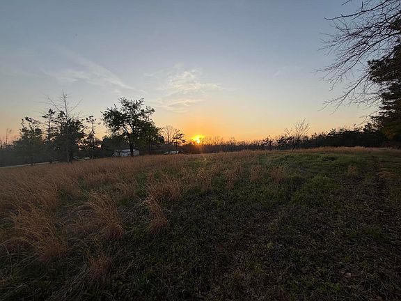 3rd image of Potts Camp Rd