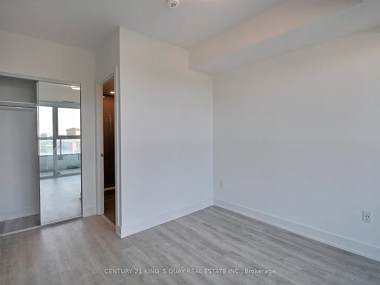 20 Inn On The Park Dr #1730 — Photo 10