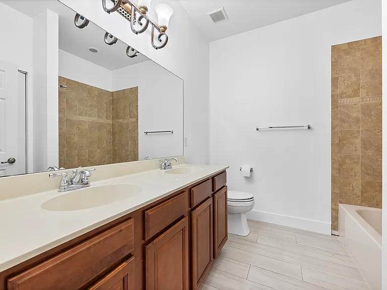 6752 Osage Cir — Photo 17