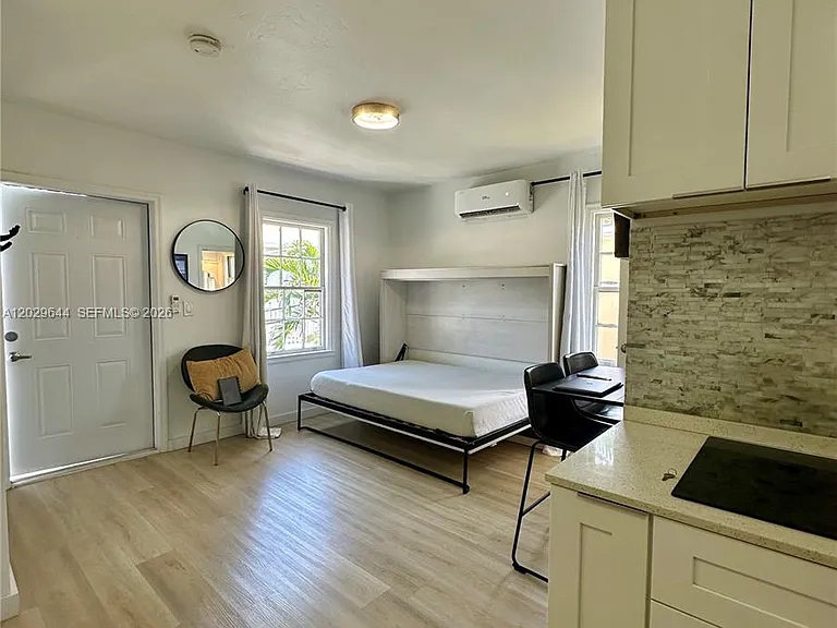 415 75th St #4A — Photo 10