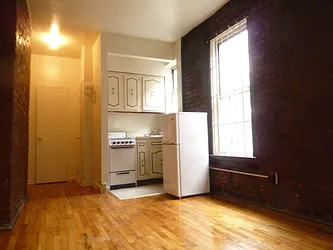 Rented by DSA Realty Midtown West