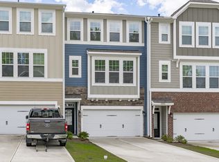 2804 Dallas Valley Ln, Apex, NC 27502