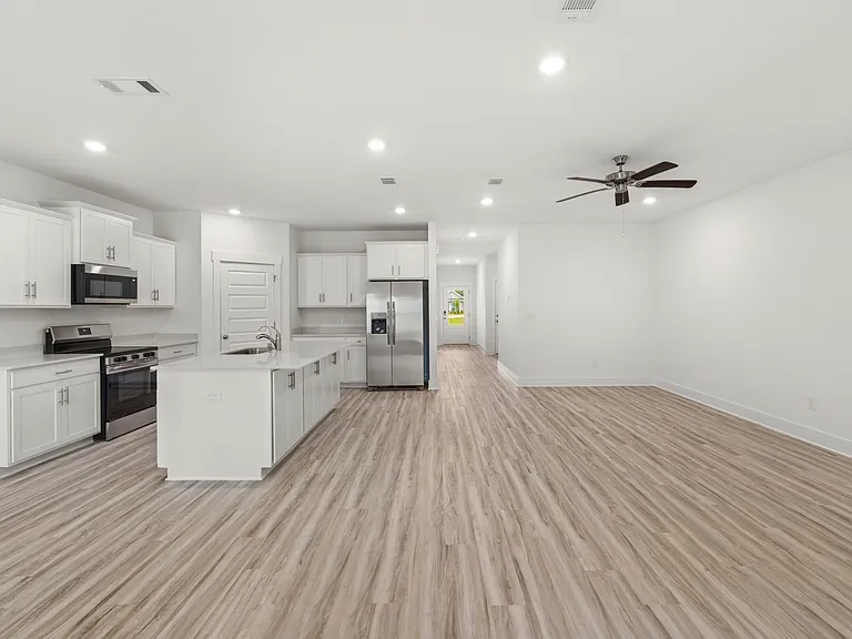 127 Holley Grove Ln — Photo 9