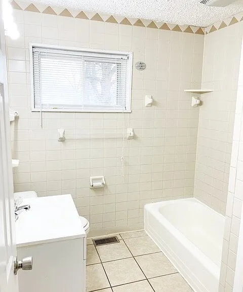 3420 N Elizabeth St — Photo 10