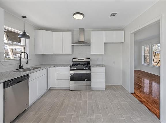 5th image of 1409 15th St