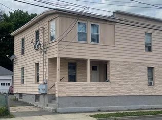 16 N Spring St, Meriden, CT 06451