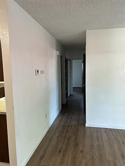 1st image of 1366 E Oak Ave Unit B