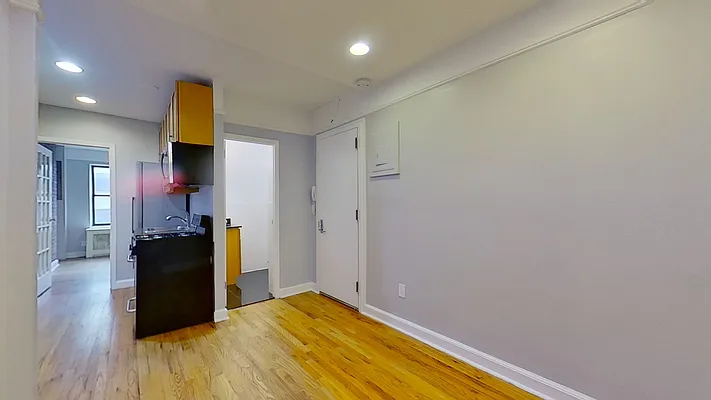 Rented by Compass | media 11