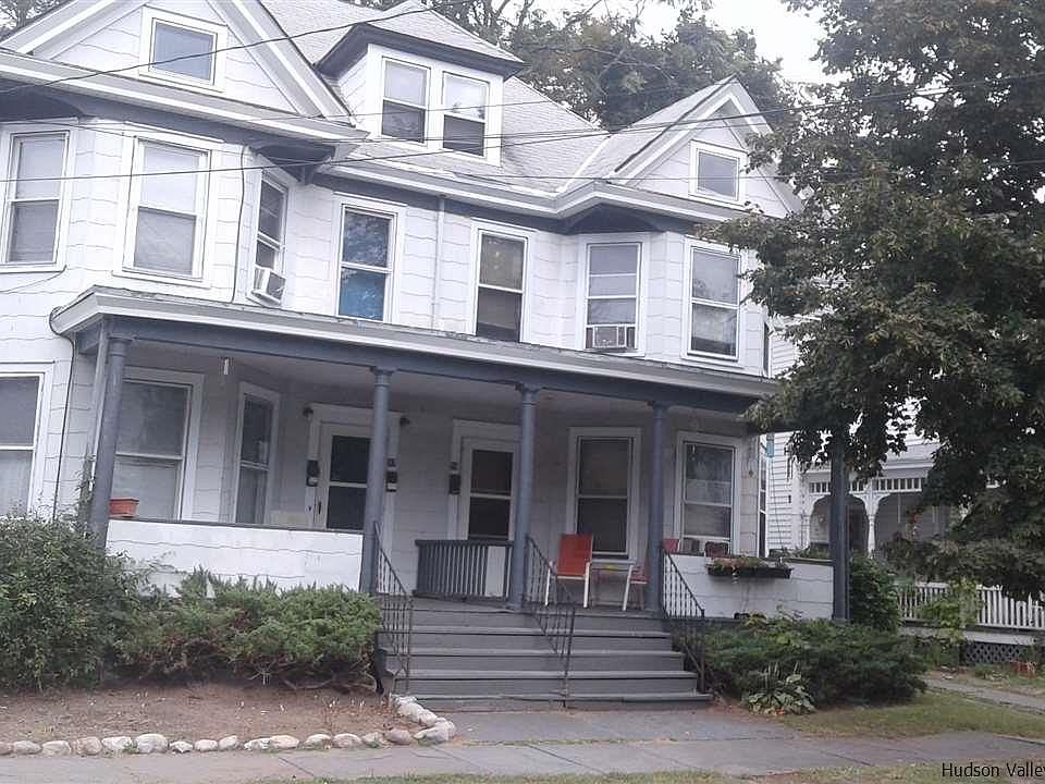 2nd image of 97 Downs St