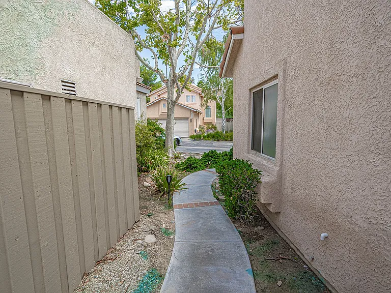 18618 El Dorado Ct — Photo 23