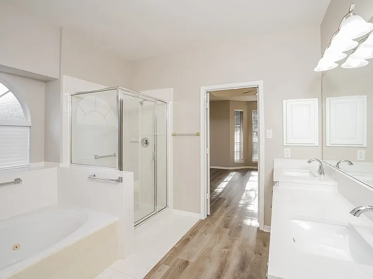 1423 Tilman Dr — Photo 12