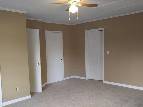 2nd image of 1866 Gatewood Dr