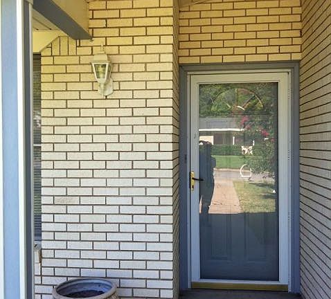3rd image of 3101 Cordova Dr