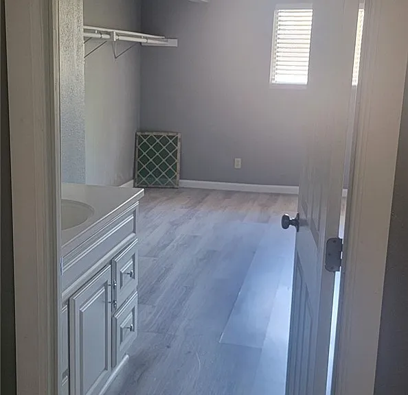 5156 Golden Ln #D — Photo 10