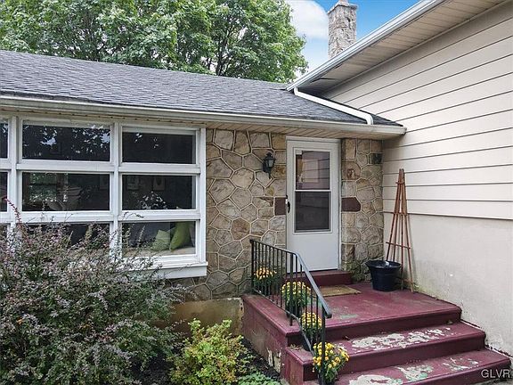 5th image of 2664 Northampton St