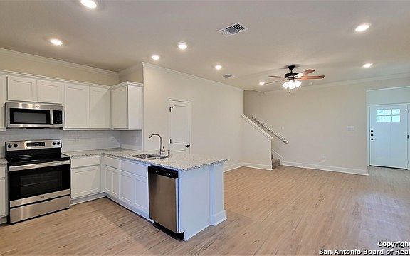 4th image of 10323 Candlewood Way #102