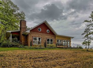 1127 Flipper Ln, Gilbert, SC 29054