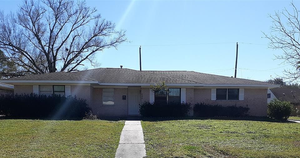 1st image of 311 Pamela Dr