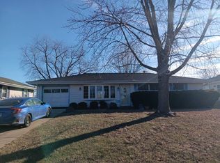 2520 N Victoria Ave, Peoria, IL 61604