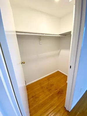 Rented by J PRESTON AND ASSOCIATES INC | media 12