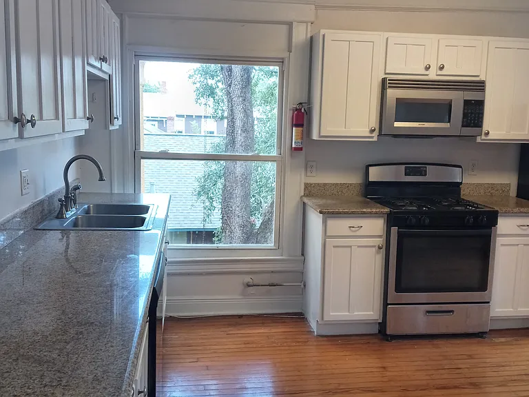 3343 Esplanade Ave #9 — Photo 15
