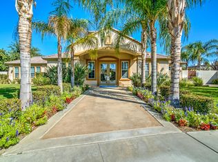 920 Jasmine Parke Dr APT 2, Bakersfield, CA 93312