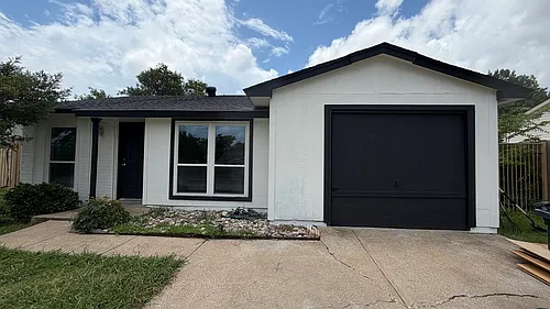 2122 Sharpshire Ln Photo 1
