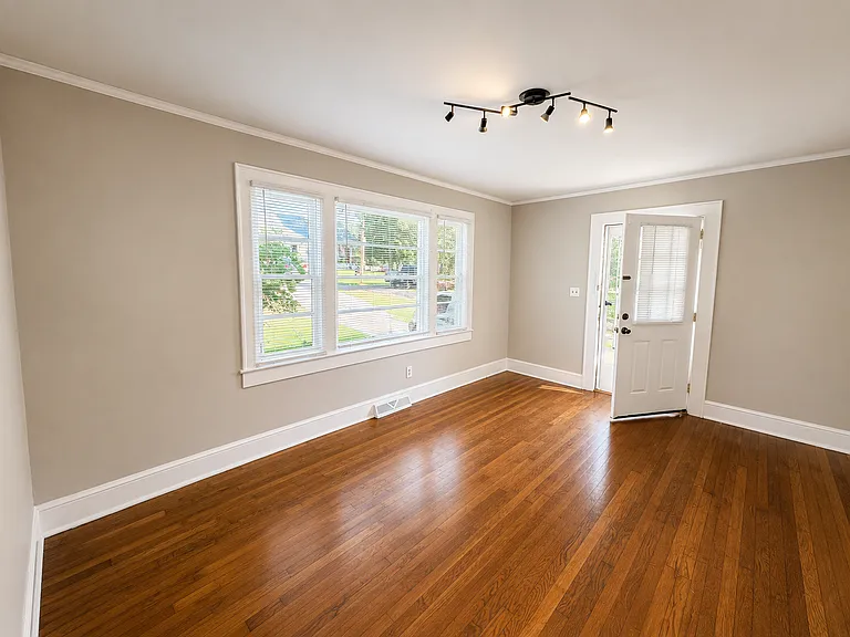 38B Wallace St — Photo 3