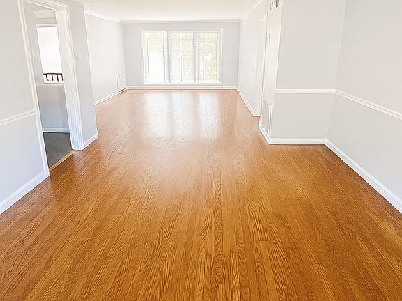 5th image of 8241 Delmar Blvd #2