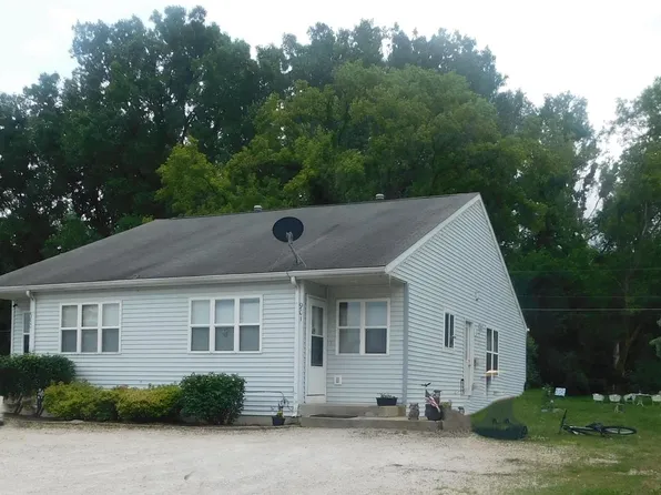 901 & 903 Legion DRIVE, Twin Lakes, WI 53181