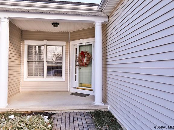 2nd image of 6 Antonia Ct