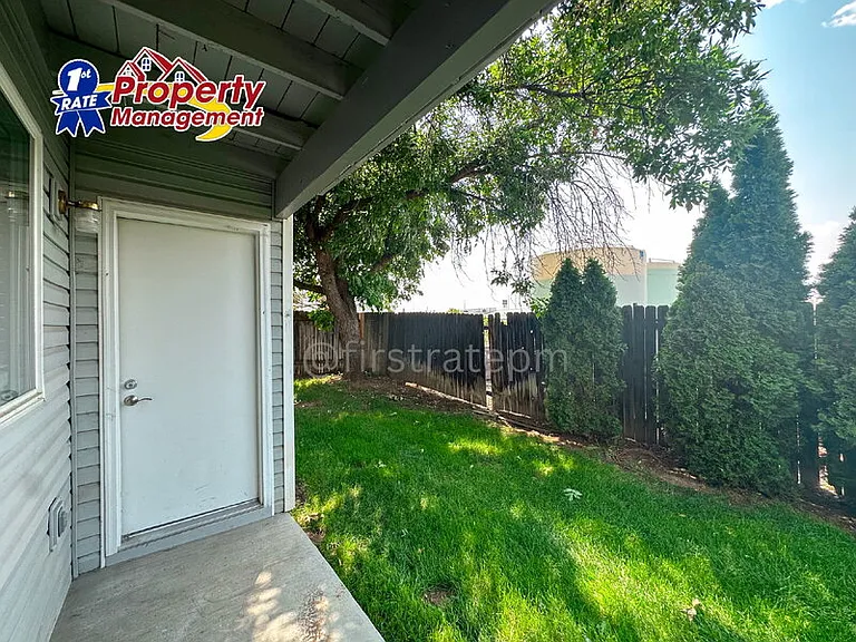 4824 W Blodgett Ln #202 — Photo 17