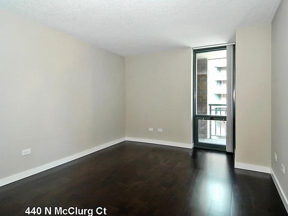 3rd image of 440 N McClurg Ct APT 903