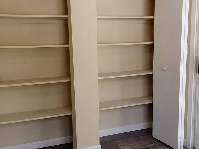 4315 Cedar Ct SE — Photo 3