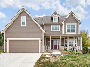 559 E Bluebird St, Gardner, KS 66030