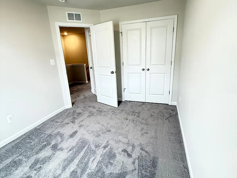 1353 Cedar Valley Rd — Photo 28
